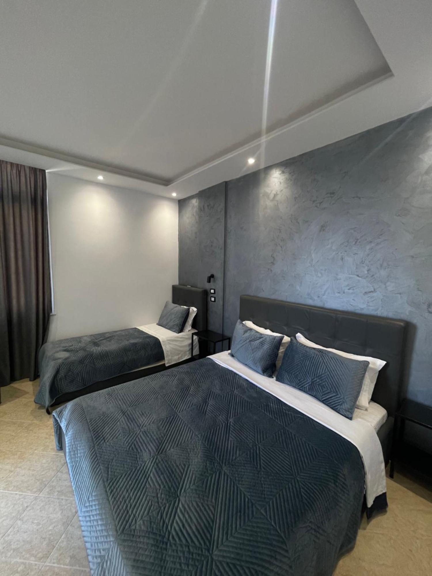 Riviera Hotel